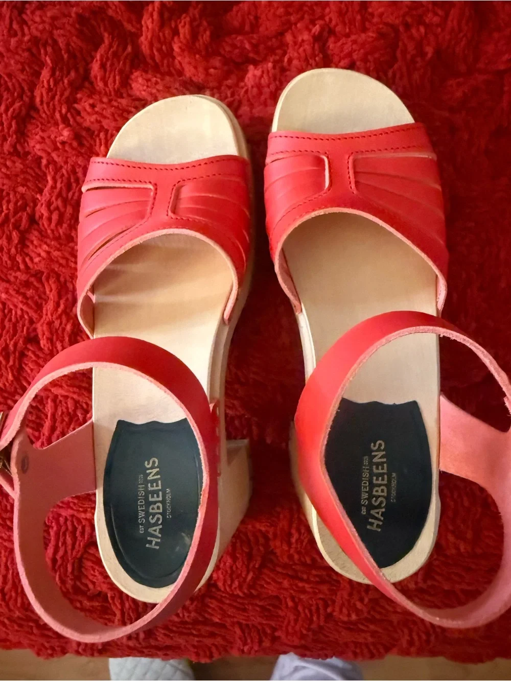 Swedish Hasbeens Pink/ Fuchsia Leather Wooden Clog Sandals EU 37 Ankle Strap